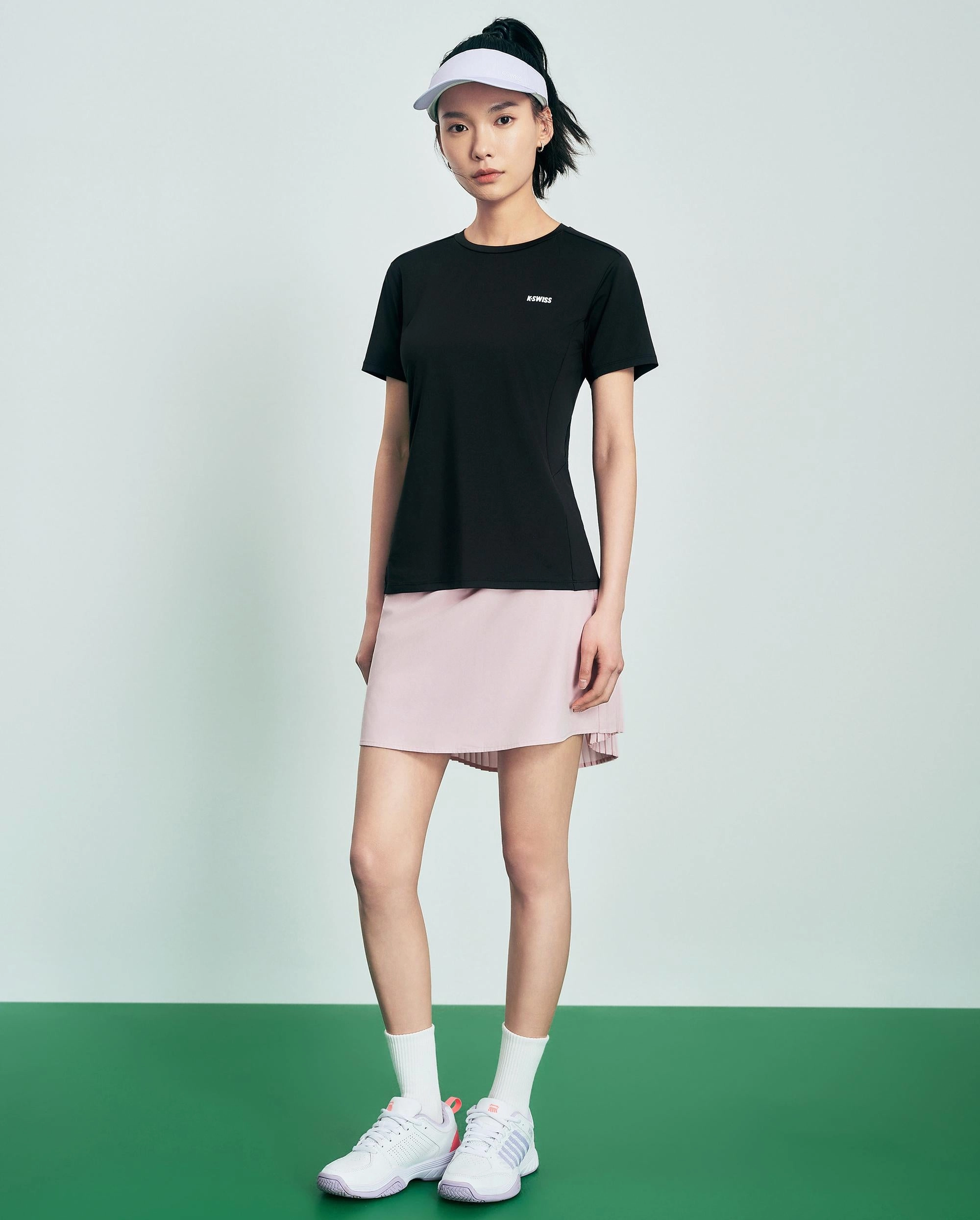 1911665-008 | WOMEN'S K-SWISS LOGO QUICK DRY T-SHIRT | BLACK