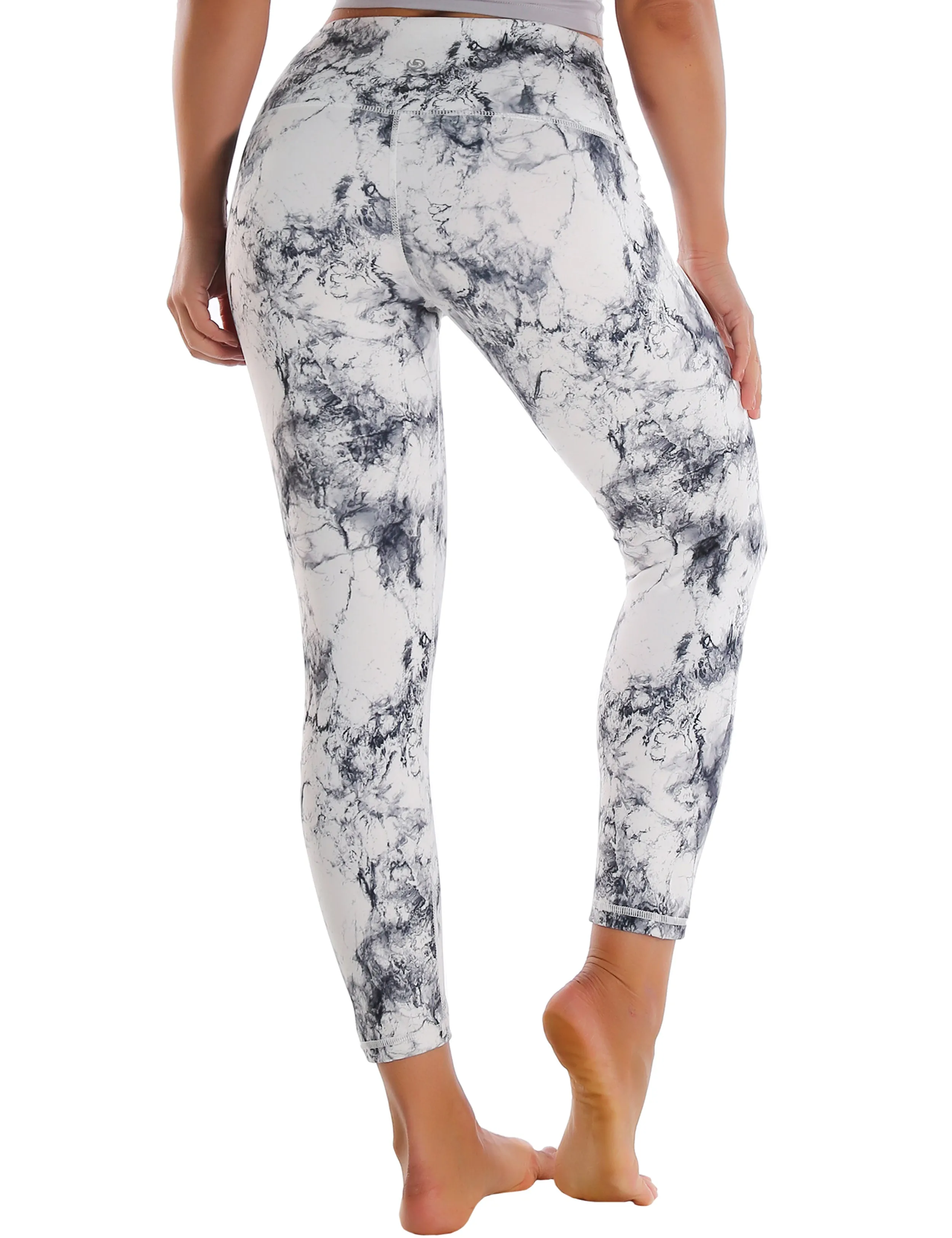 22" High Waist Crop Tight Capris arabescato_Pilates