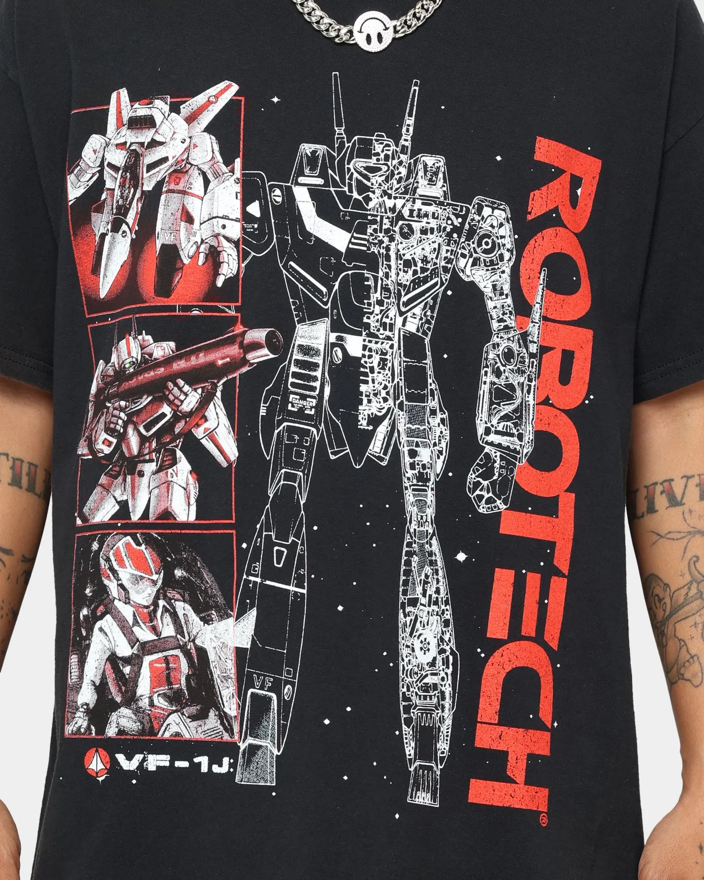 American Thrift X Robotech VFIJ Vintage T-Shirt Washed Black