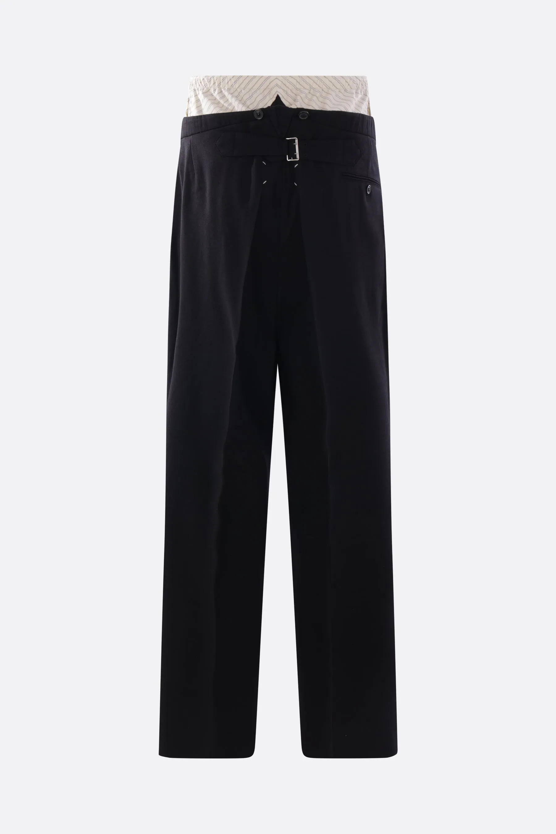 Anonymity of the lining trousers