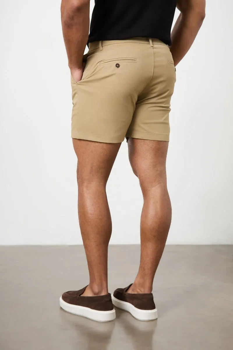 Athletic Fit Chino Shorts 5" in Dark Sand