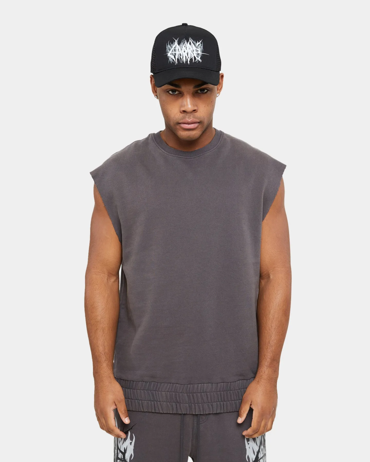 Carre Metalle Muscle Crewneck Washed Grey