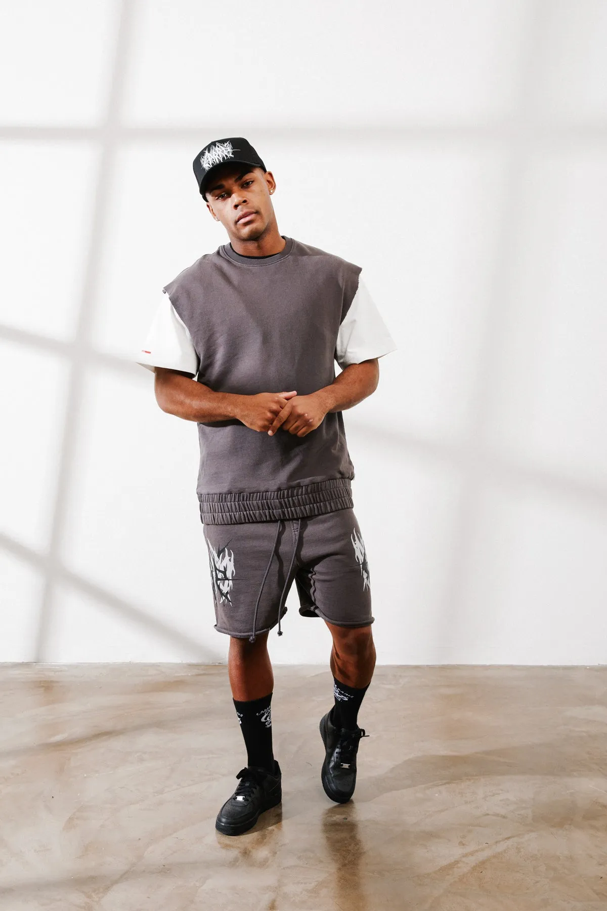 Carre Metalle Muscle Crewneck Washed Grey