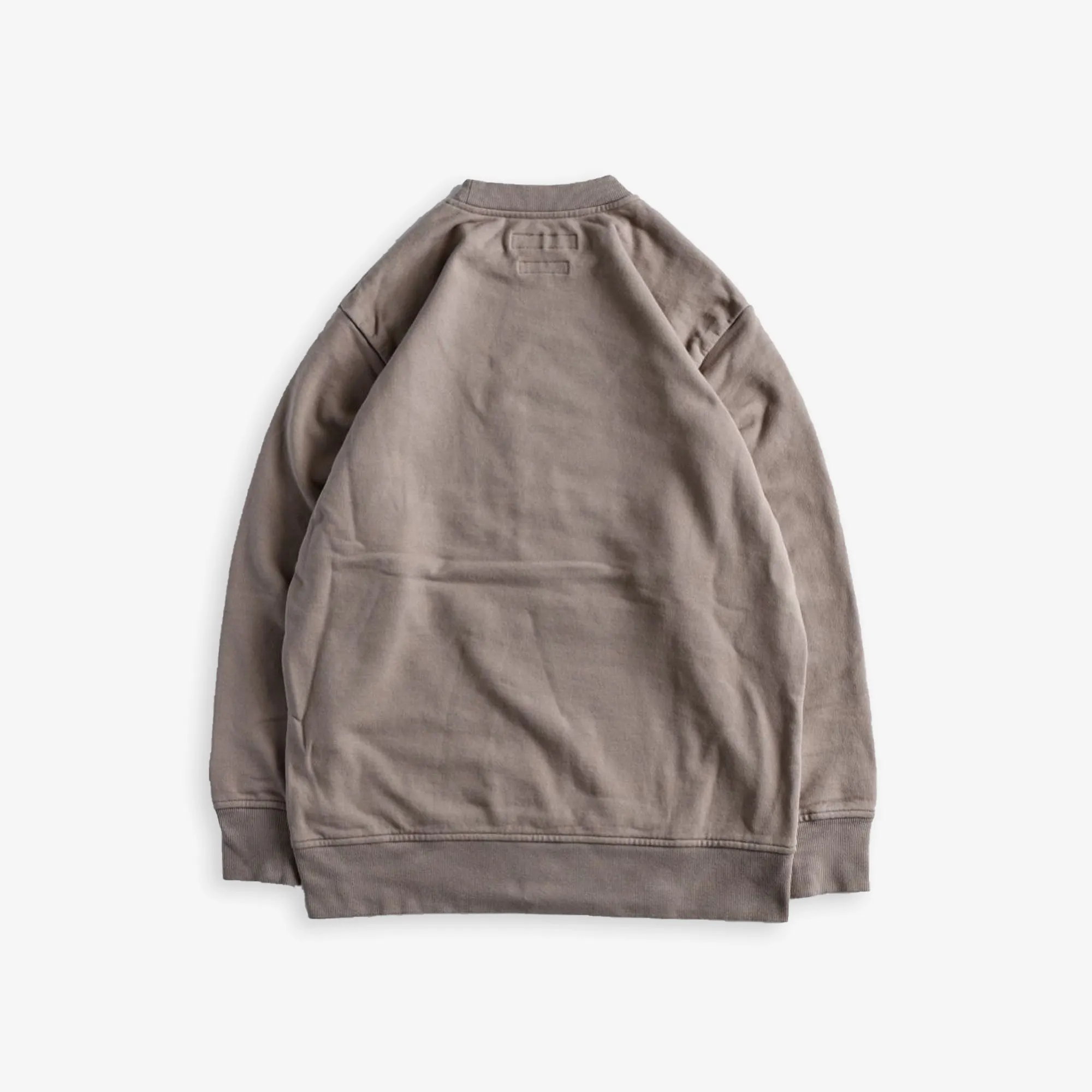 FDMTL | SQUARE LOGO SWEAT SHIRT  { BEIGE