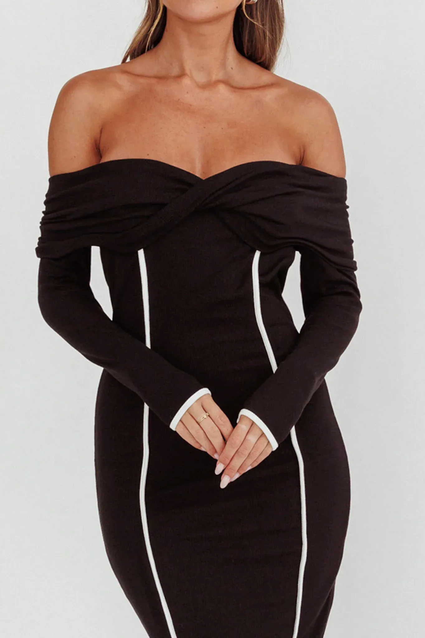 Genesis Off-Shoulder Long Sleeve Maxi Dress Black