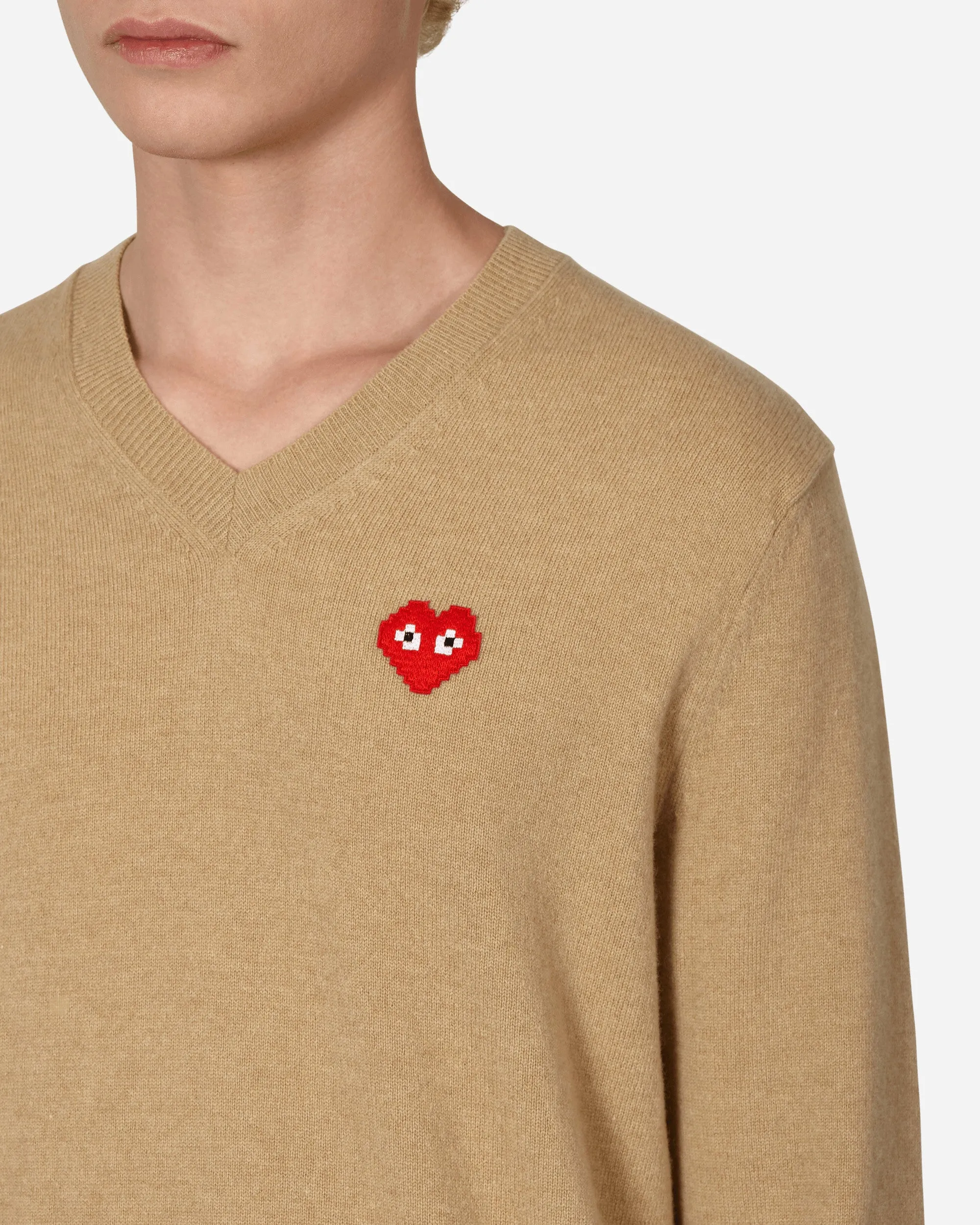 Invader Heart V-Neck Sweater Beige