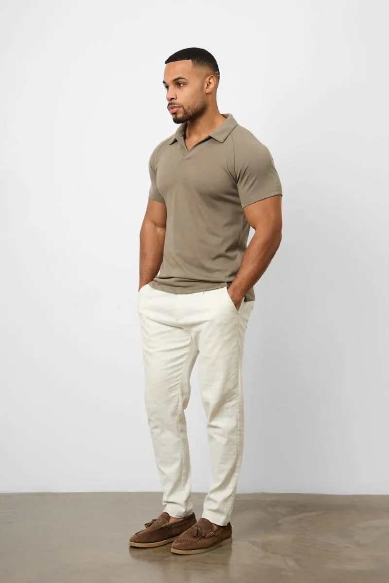 Knit Look Open Collar Polo Shirt in Khaki