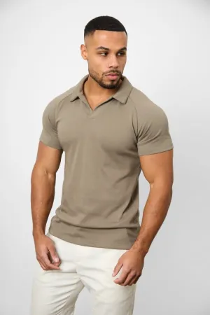 Knit Look Open Collar Polo Shirt in Khaki