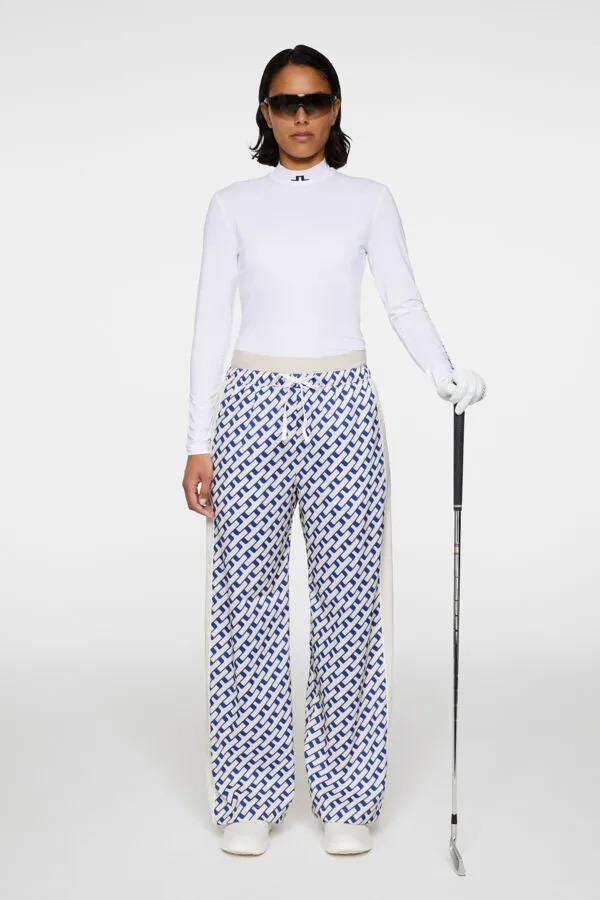 Mira Pant