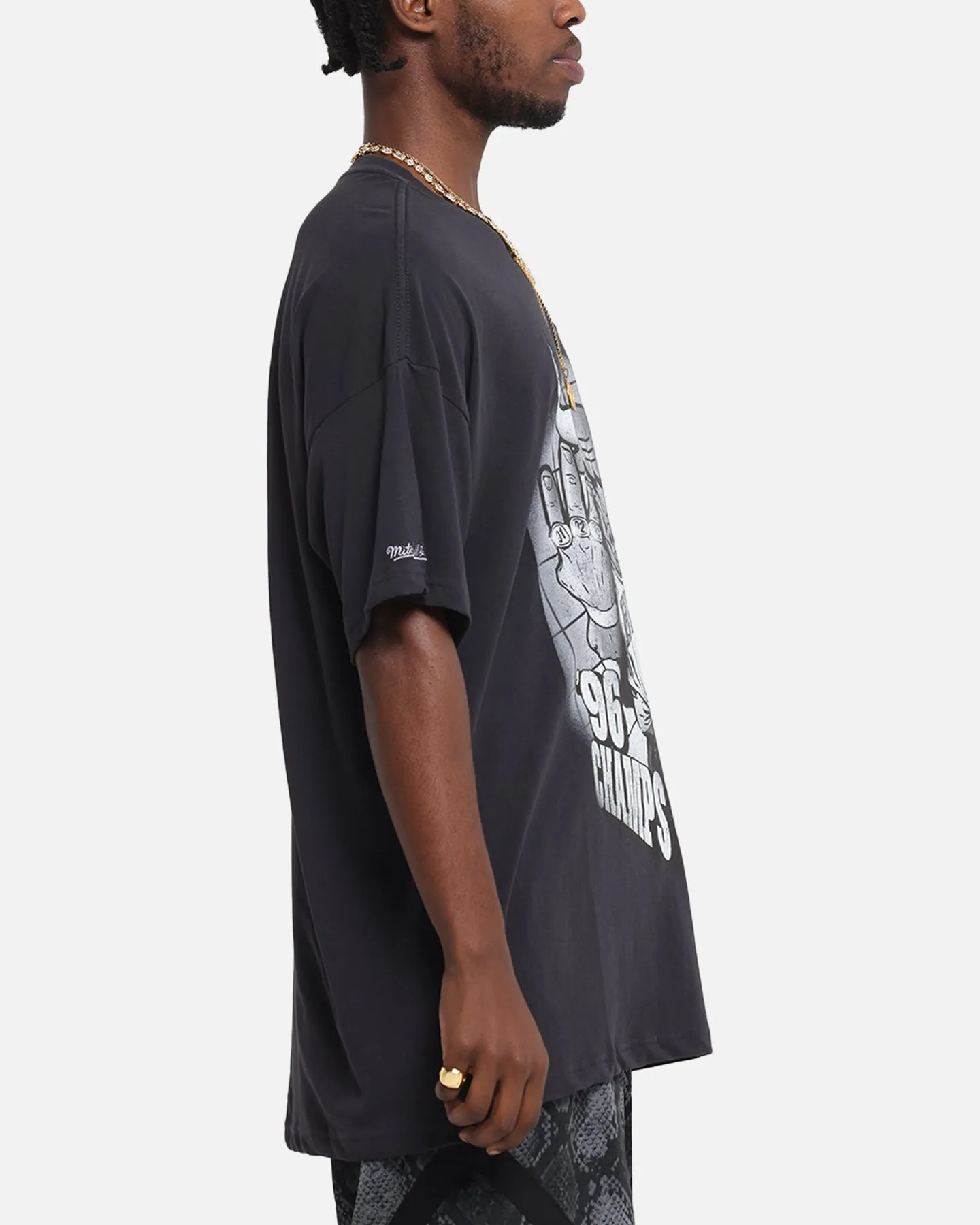 Mitchell & Ness Chicago Bulls 4-Time Champions T-Shirt Overdyed Black