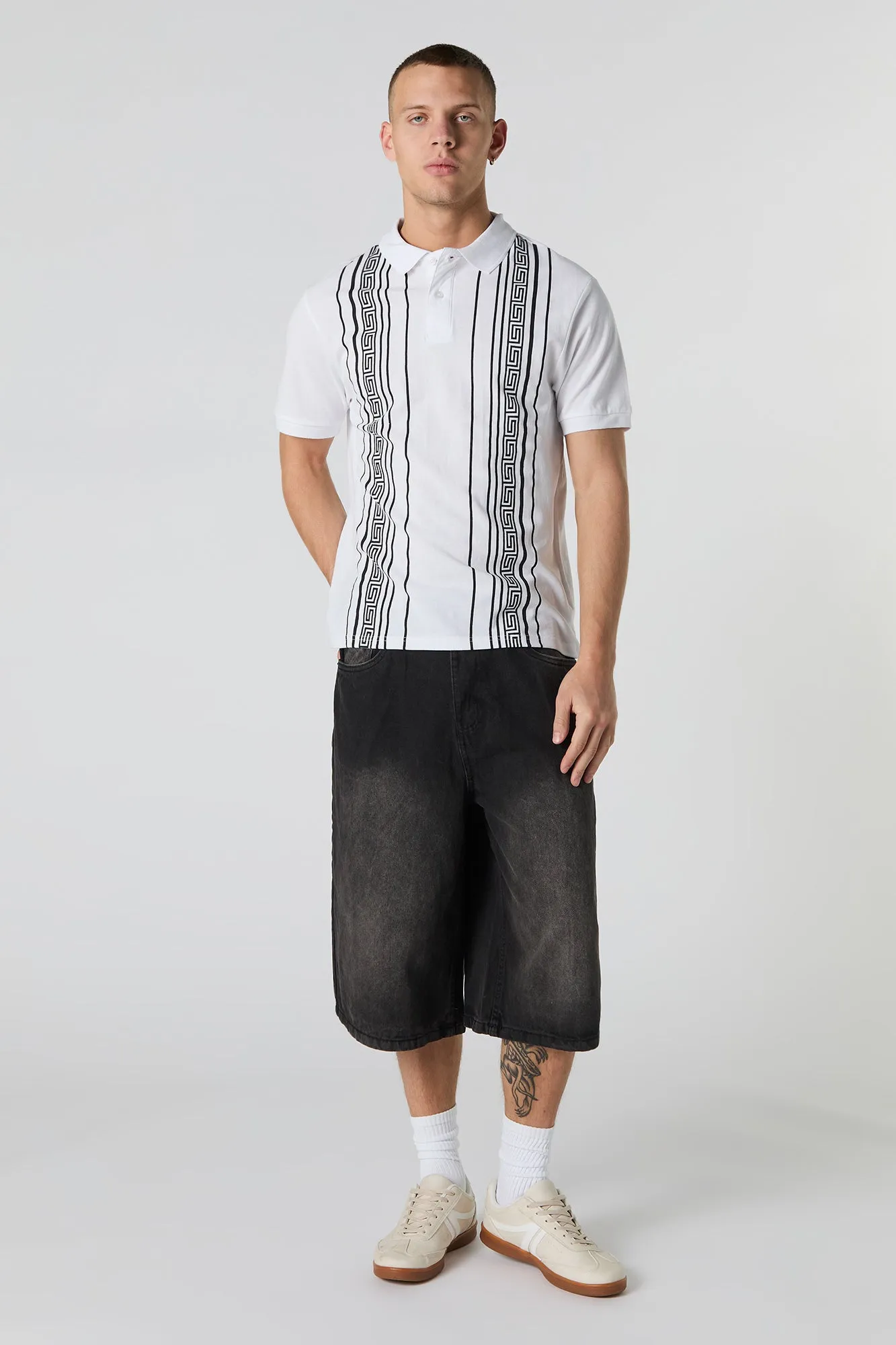 Polo rayé à motif géométrique