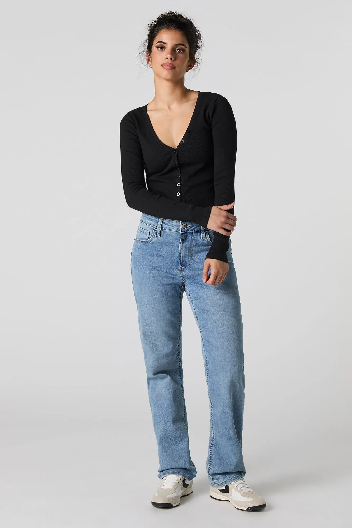 Ribbed V-Neck Button-Up Long Sleeve Top