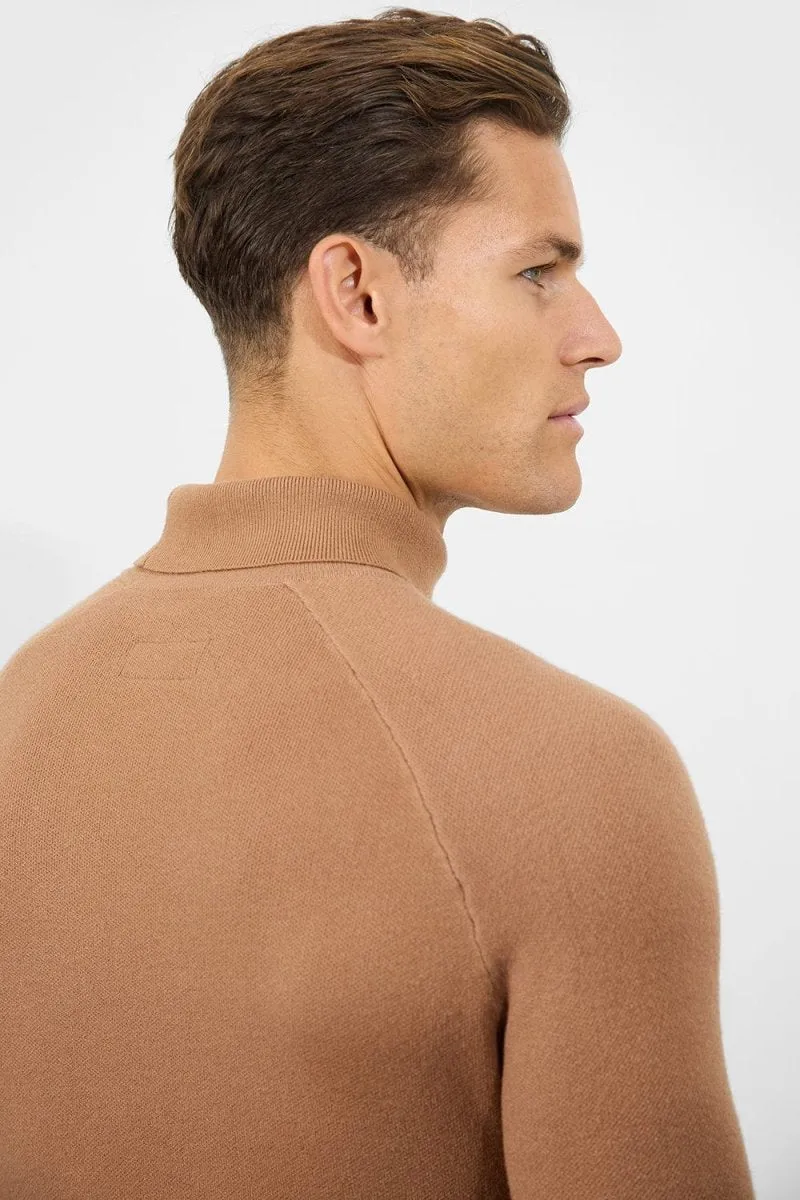 Supersoft Turtleneck in Camel