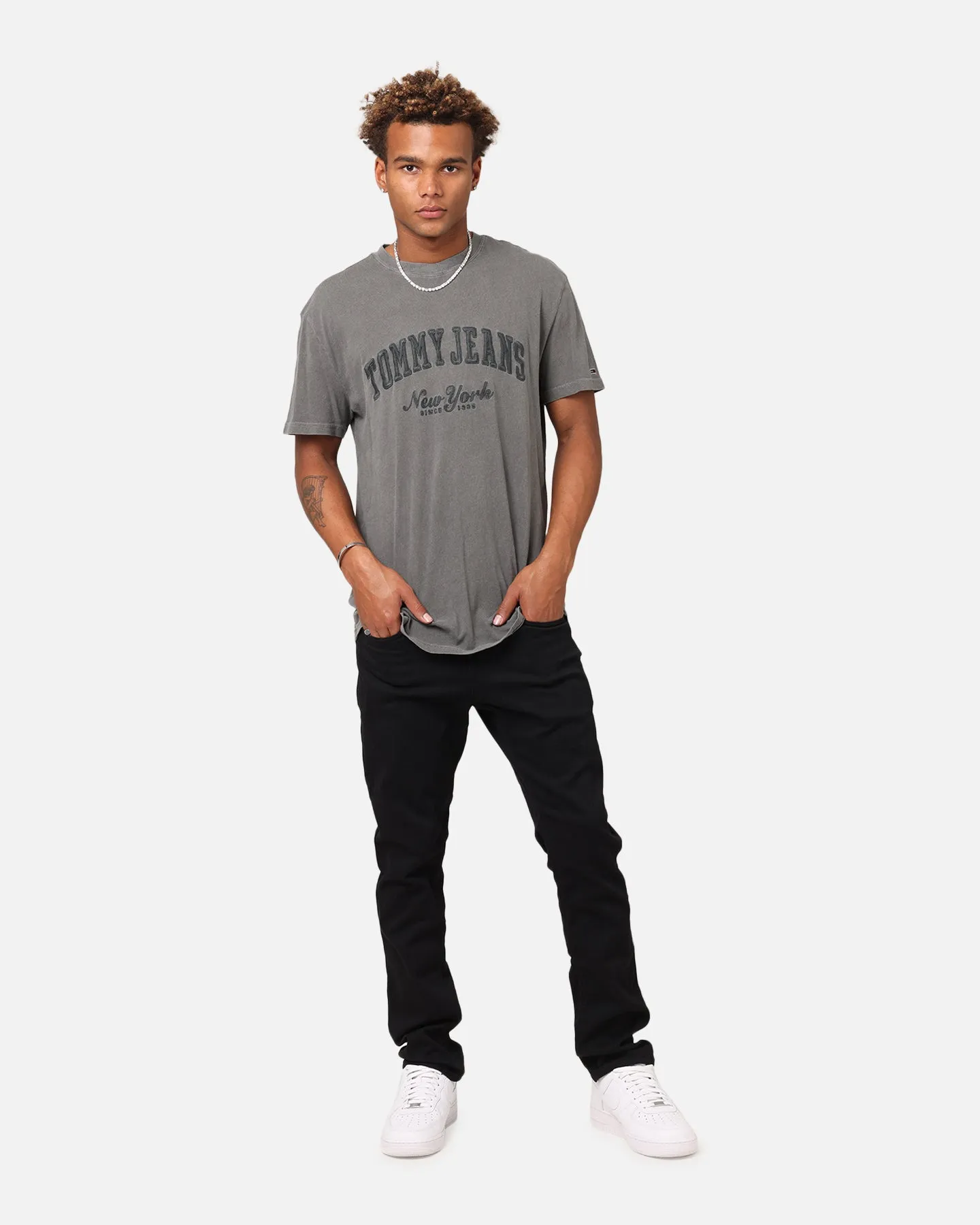 Tommy Jeans Regular Vintage Varsity T-Shirt Black
