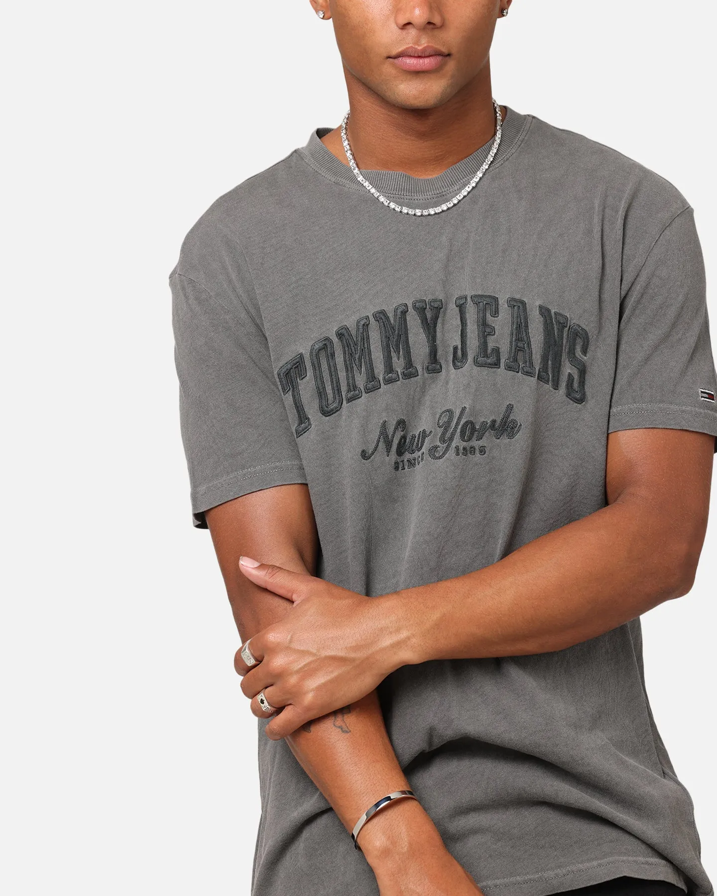 Tommy Jeans Regular Vintage Varsity T-Shirt Black