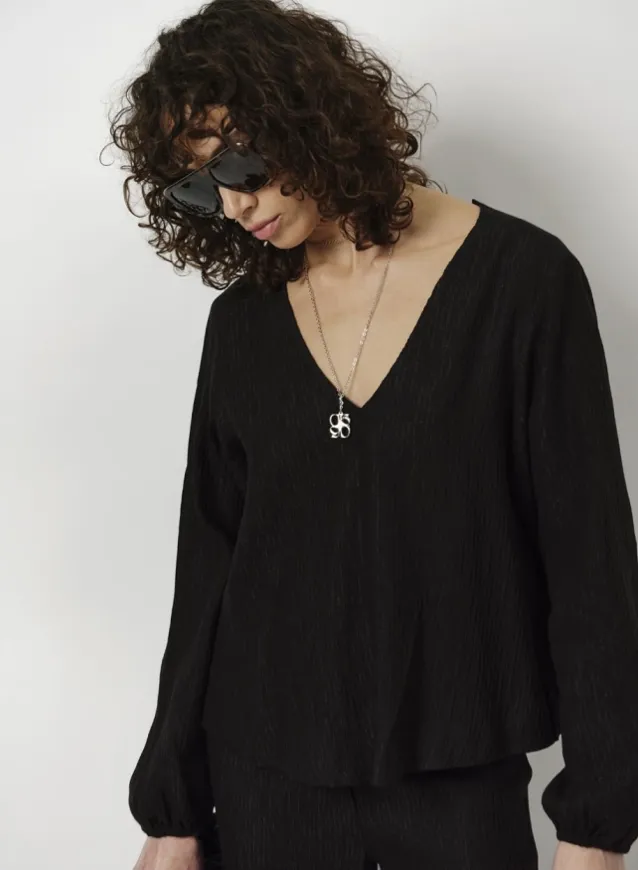 Top Stardom V-neck black