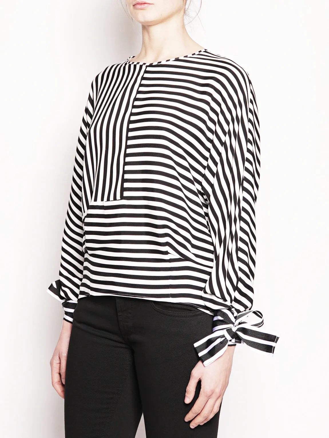 White / Black striped crewneck blouse