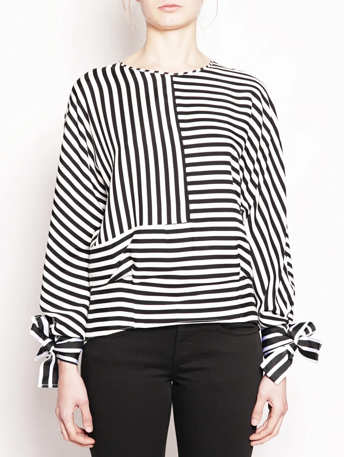 White / Black striped crewneck blouse